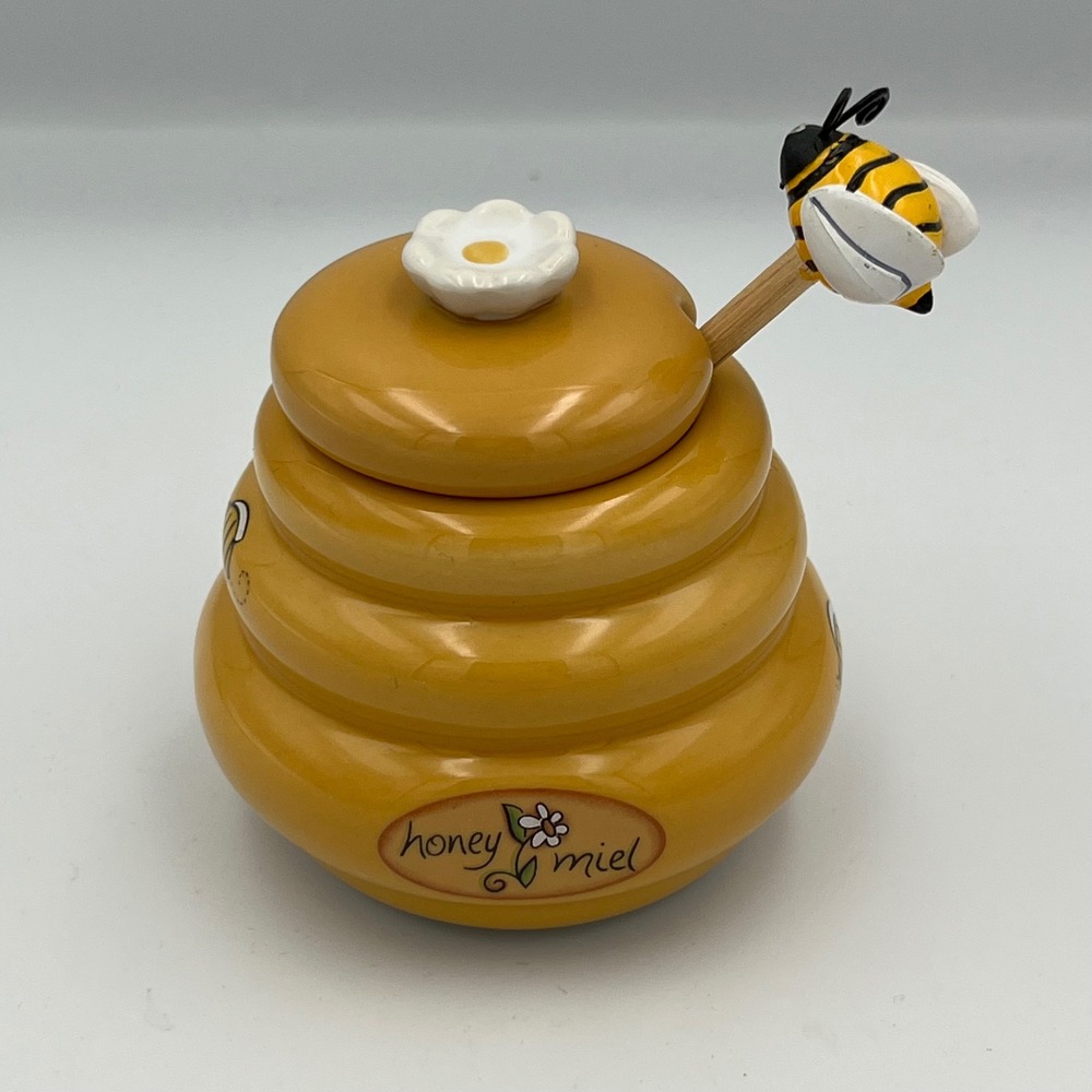Honey Miel Cute Bee Hive Jar with Lid and Dipper Spoon Novelty Kitchen Decor - Picture 4 of 9
